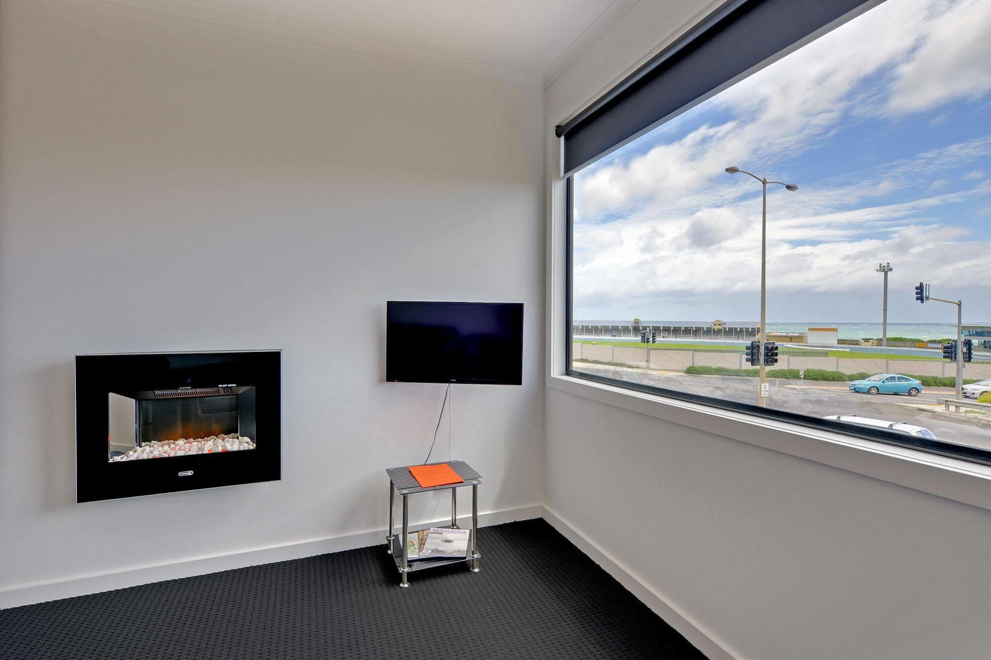 Burnie By The Bay Apartments Kültér fotó