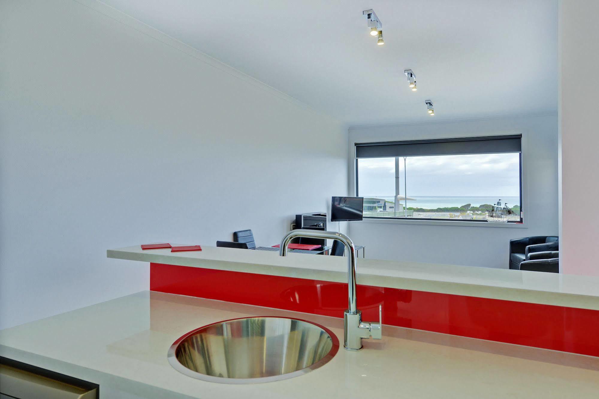 Burnie By The Bay Apartments Kültér fotó